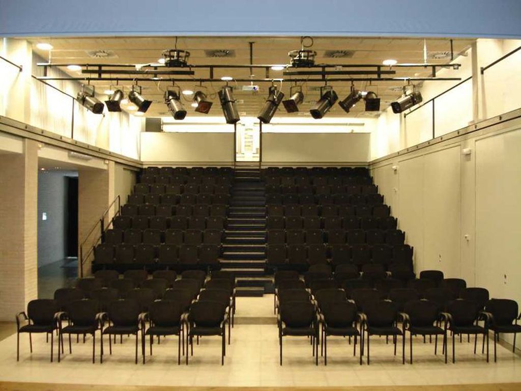 Sala petita de l'Ateneu Sala petita de l'Ateneu